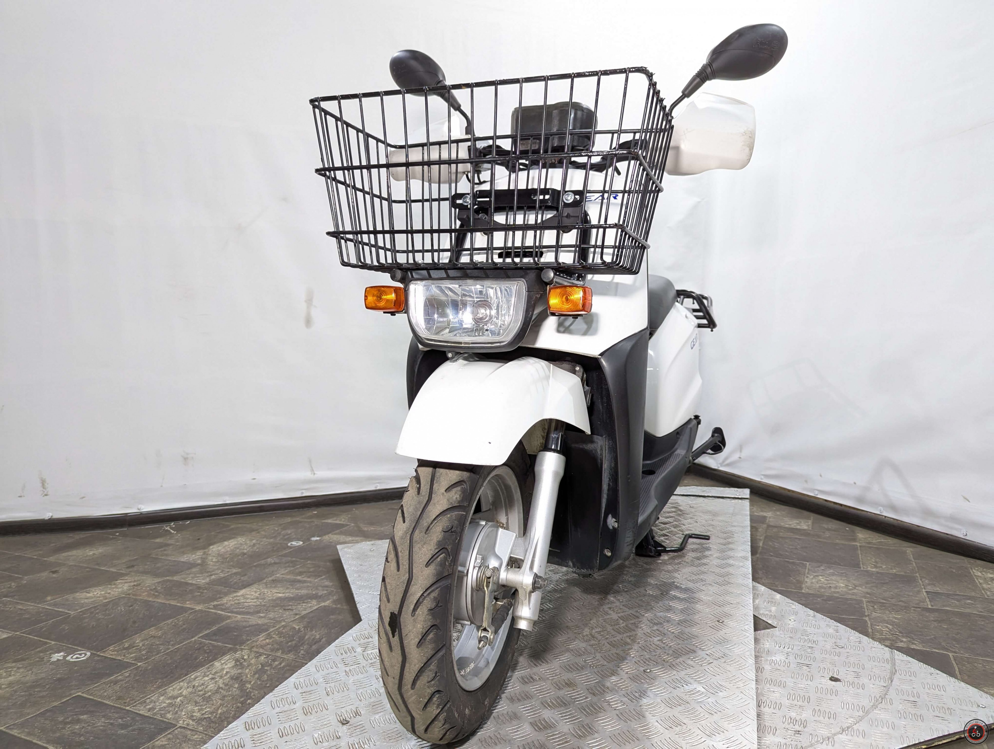 Скутер Yamaha Gear FI UA06J 2011г. - Максимальная скорость: 65 км/ч