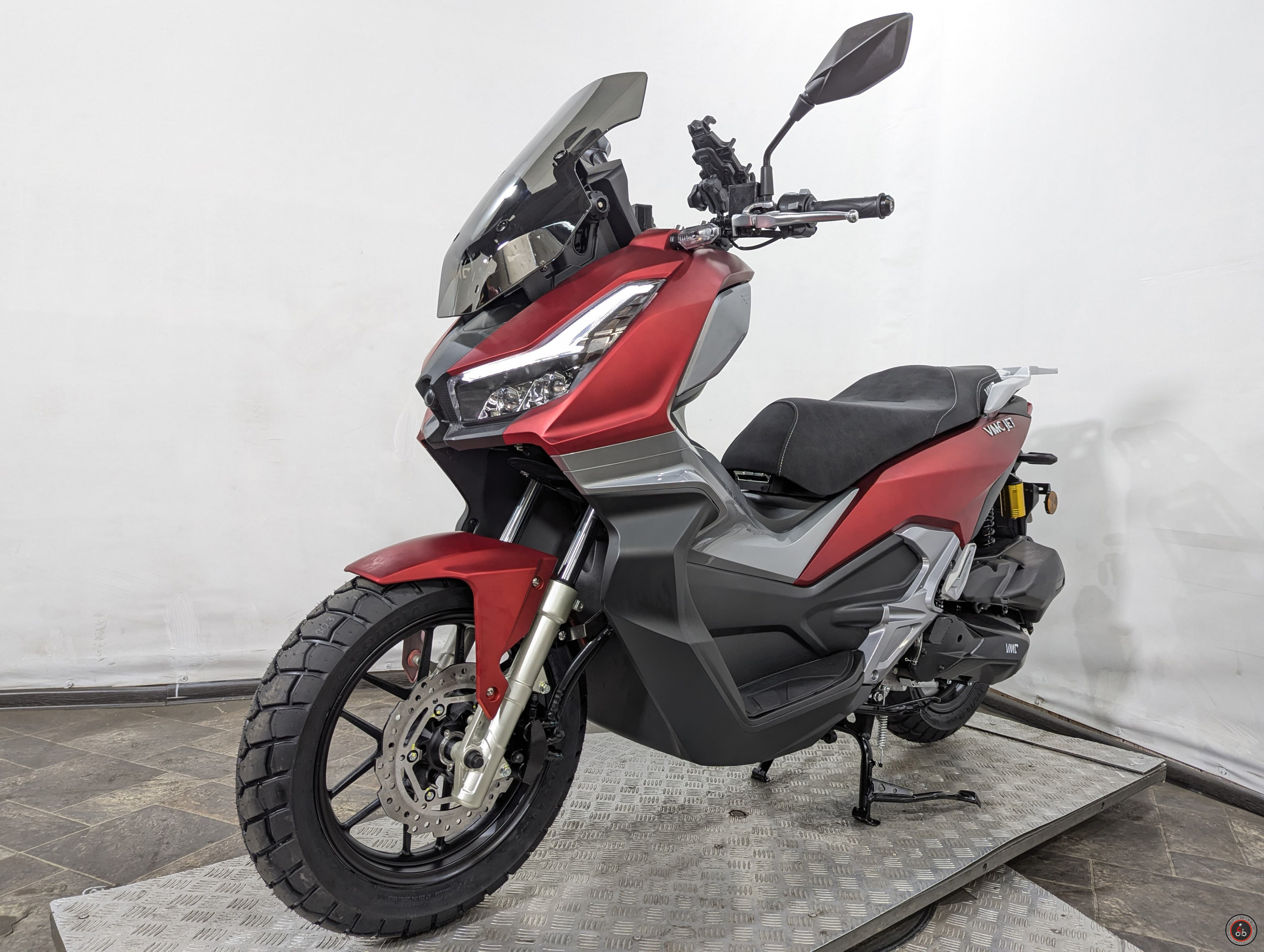 Скутер VMC (Vento) JET (49/170cc) Красный матовый