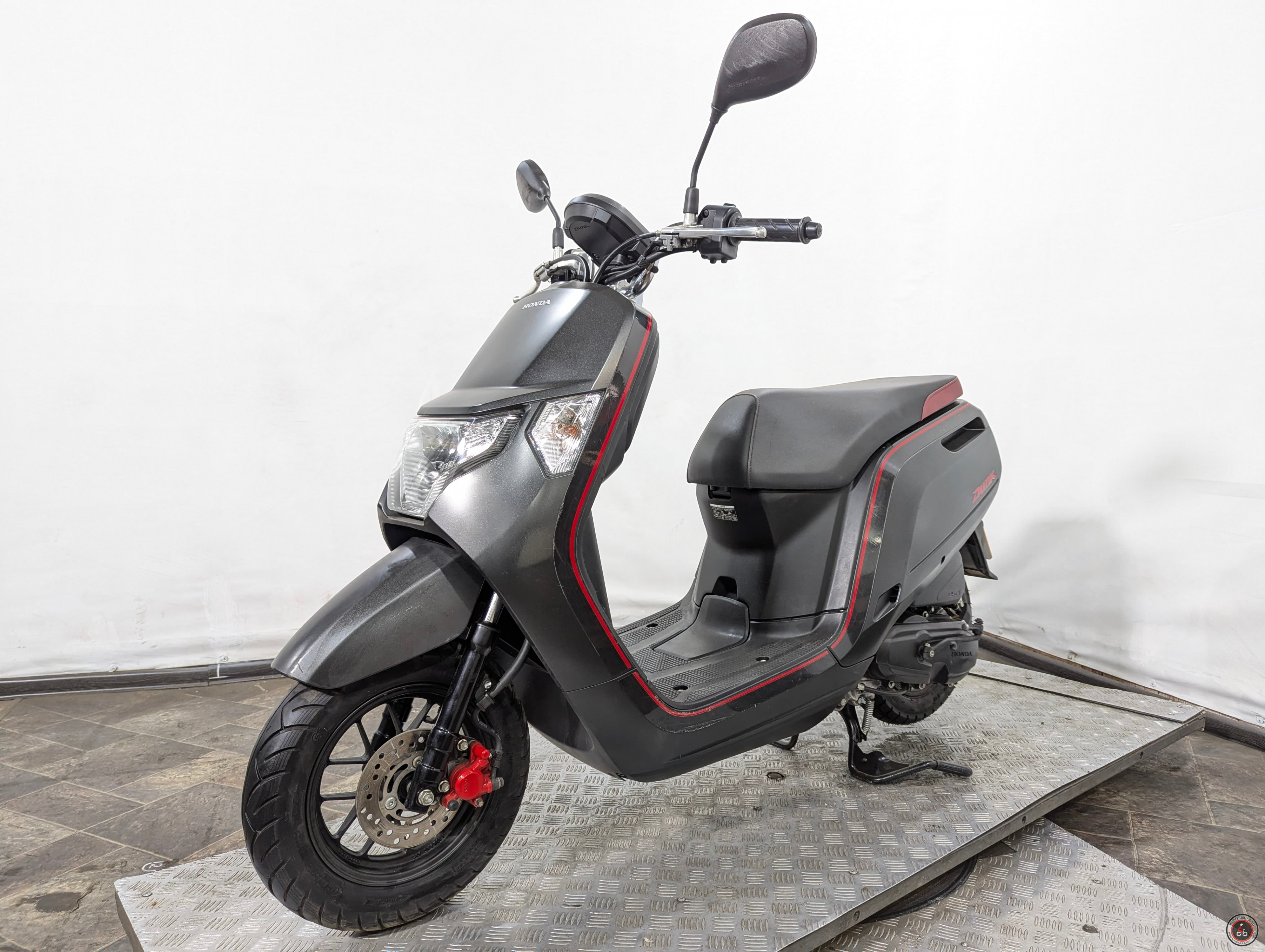 Скутер Honda Dunk PGM-FI AF78 2018г.