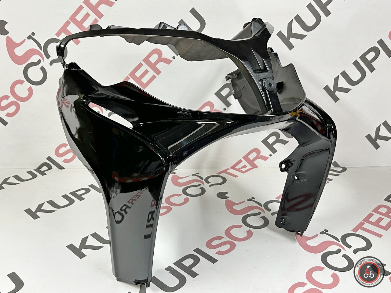 Передний обтекатель / морда (черный) Suzuki Burgman / SkyWave 250/400 CJ44A-46A, CK44A-46A (48111-05H0) Б/У