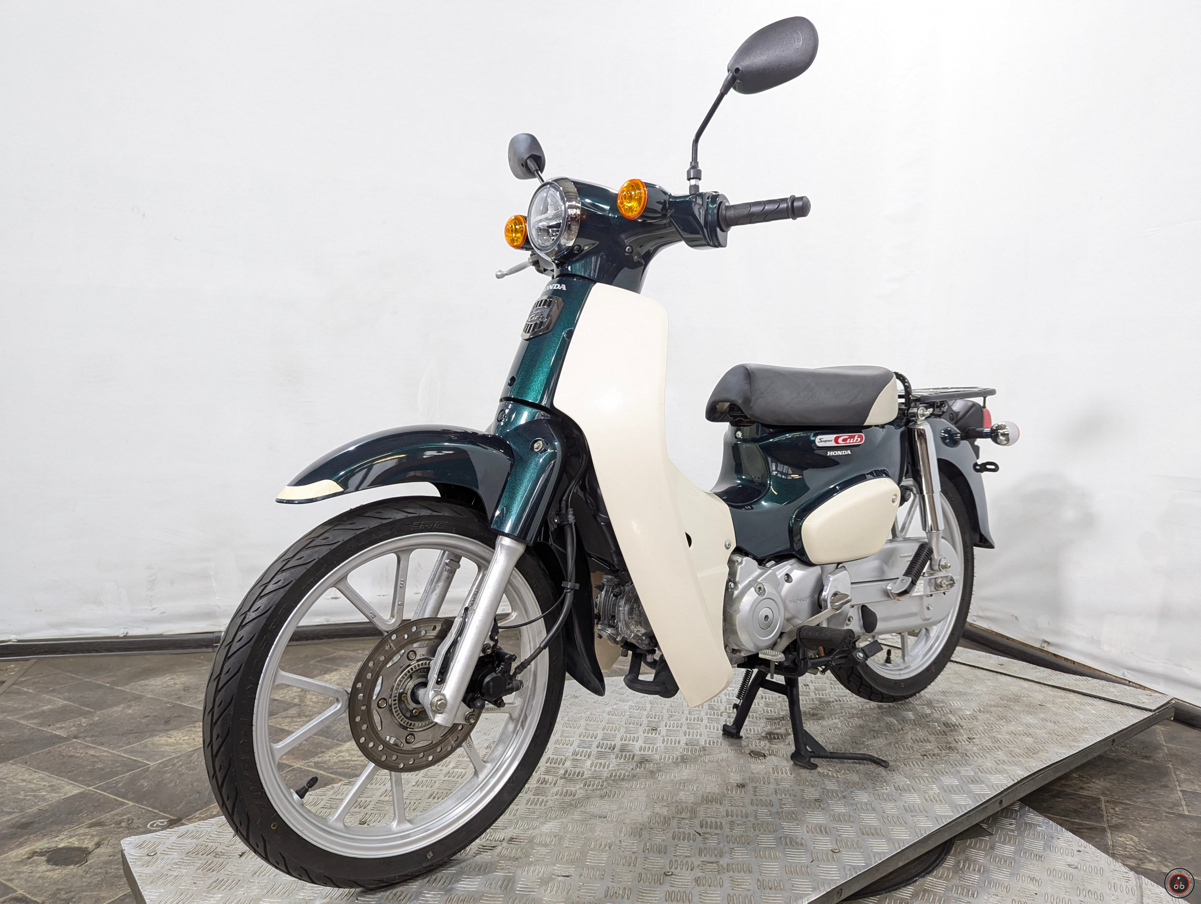 Скутер Honda Super Cub C110 JA59