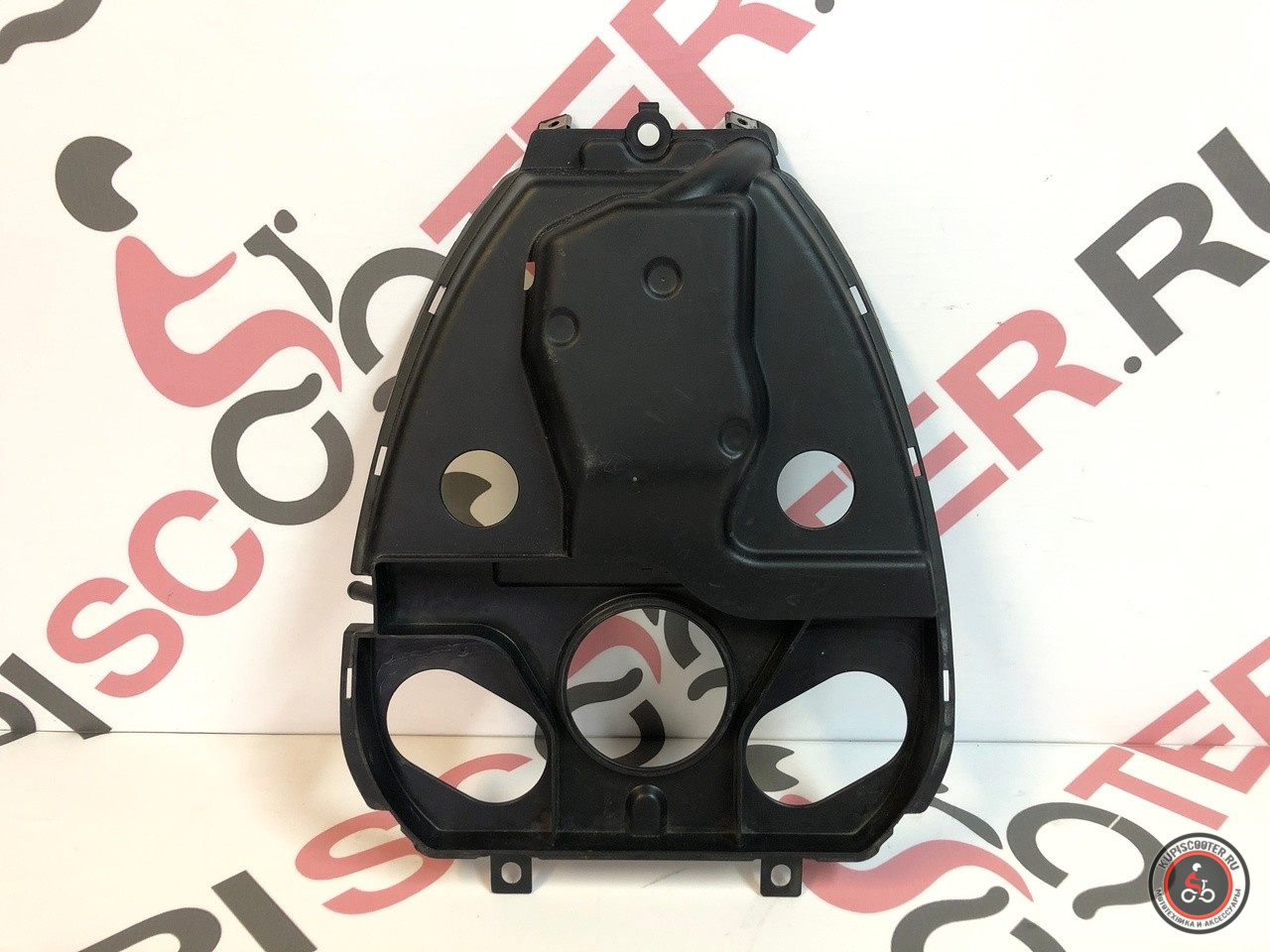 Кожух топливного бака Honda Benly AA03  Б/У