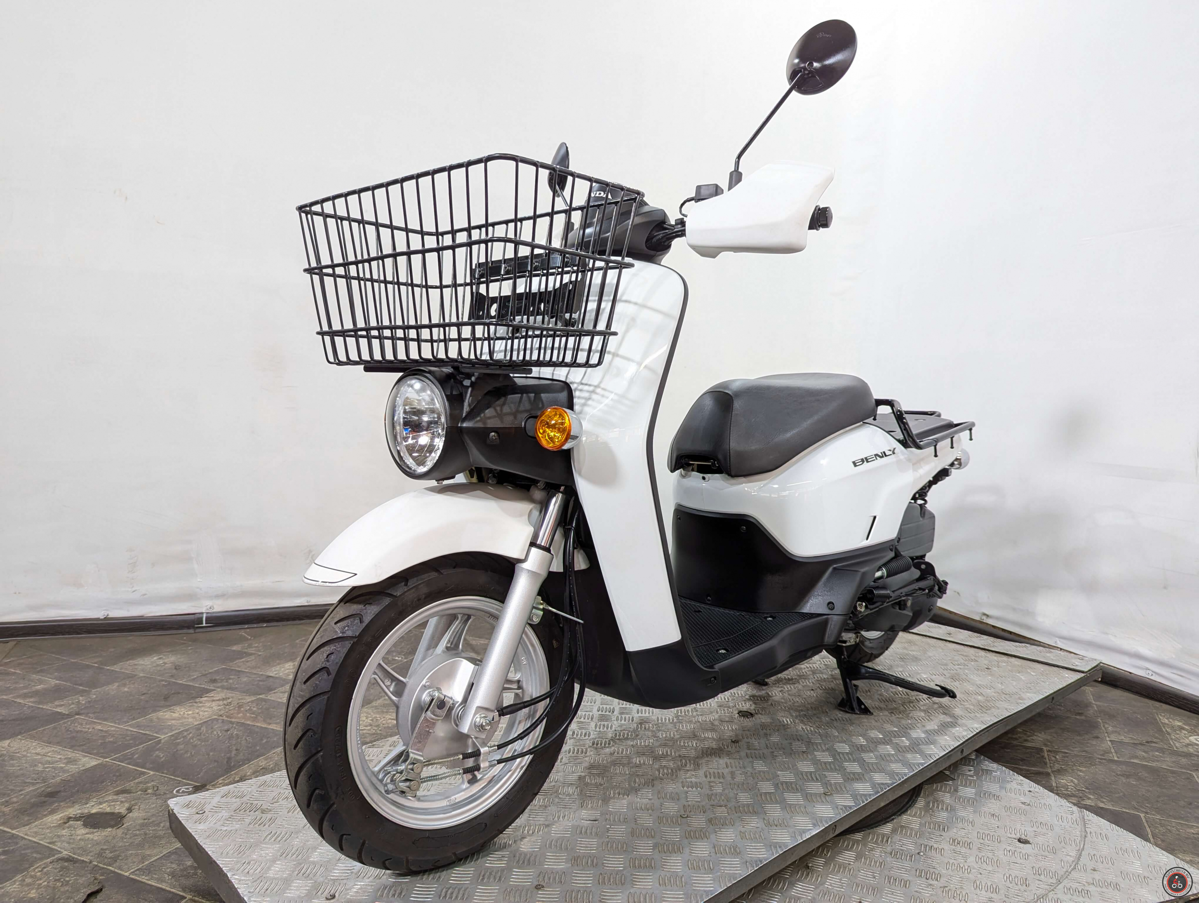 Скутер Honda Benly 110 PGM-FI JA09