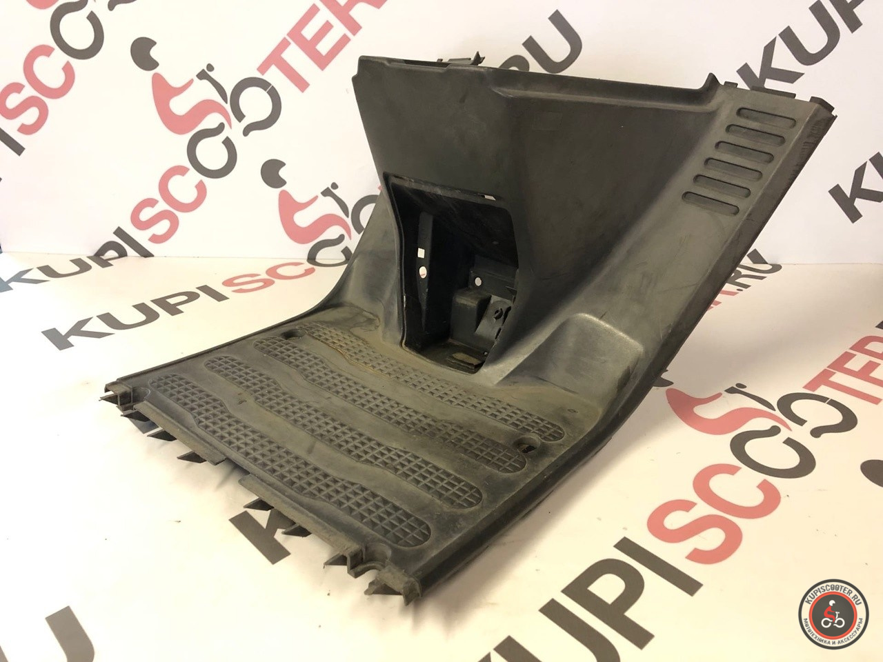 Пол (задняя часть) Honda Gyro Canopy 2 (TA03)    Б/У