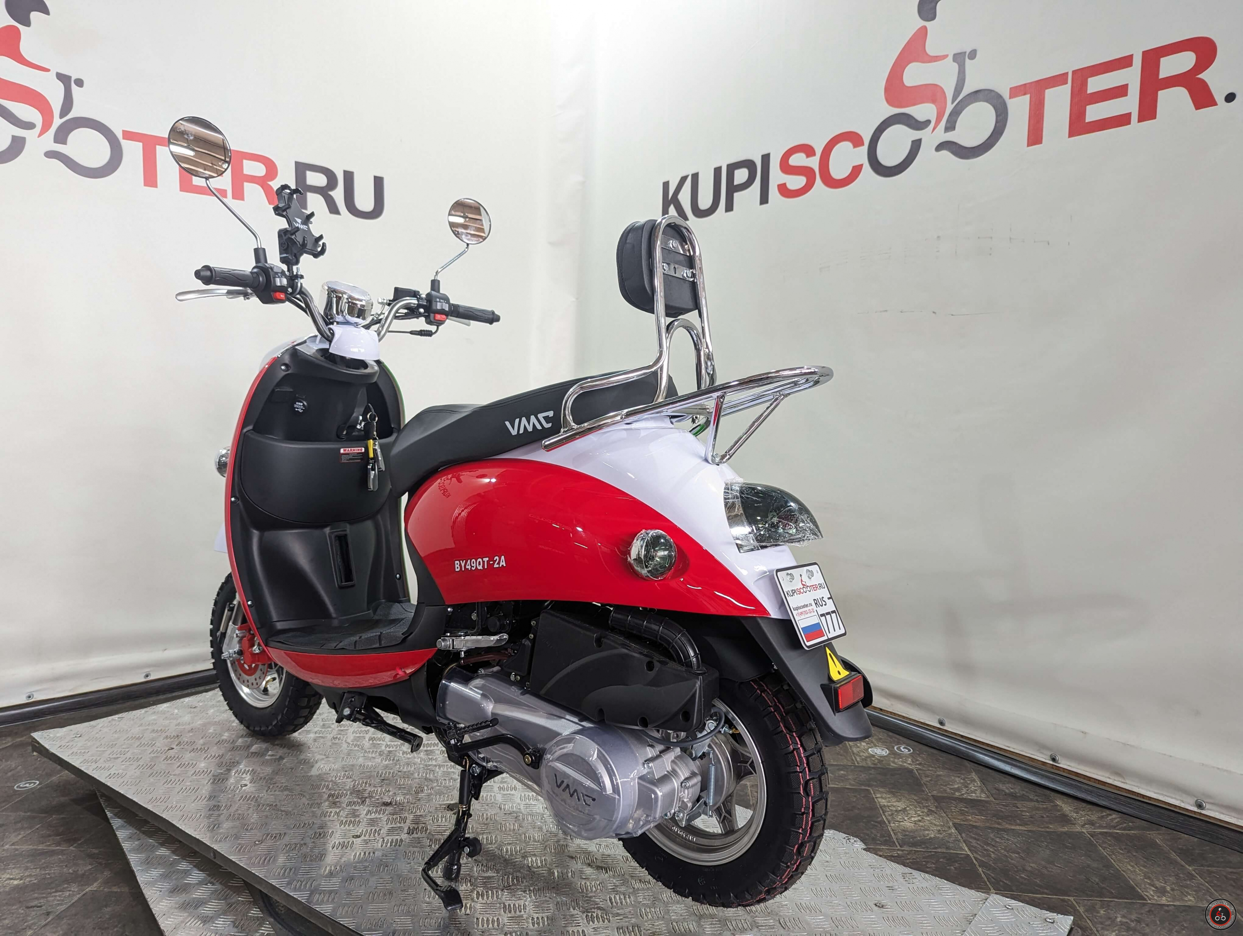 Скутер VMC (Vento) Retro (49/150cc) Италия (БЕЗ КОФРА) - Объем двигателя: 150 см3* (49 см3)