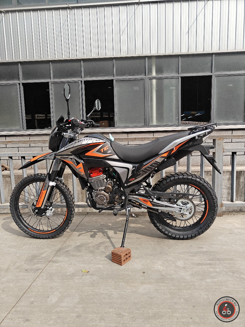 Мотоцикл Regulmoto TE (Tour Enduro) 300, 6 скоростей (Черный/оранжевый) - Количество цилиндров: 1
