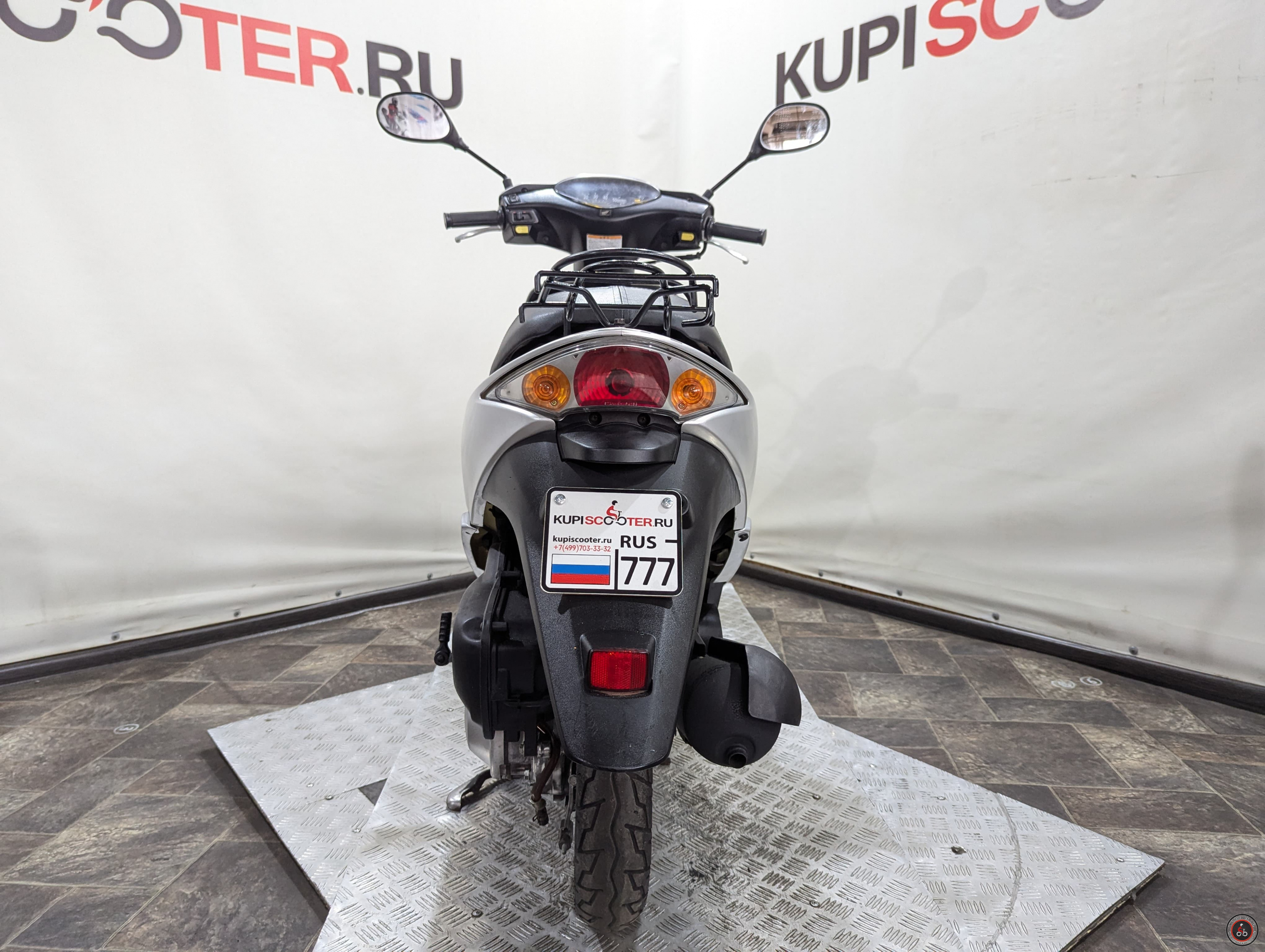 Скутер Honda Dio AF62 2004г. - Объем двигателя: 49