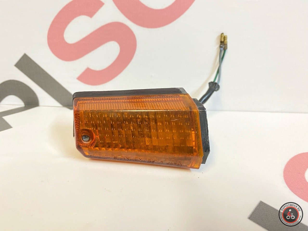 Поворотник передний (правый) Honda Gyro UP TA01  Б/У