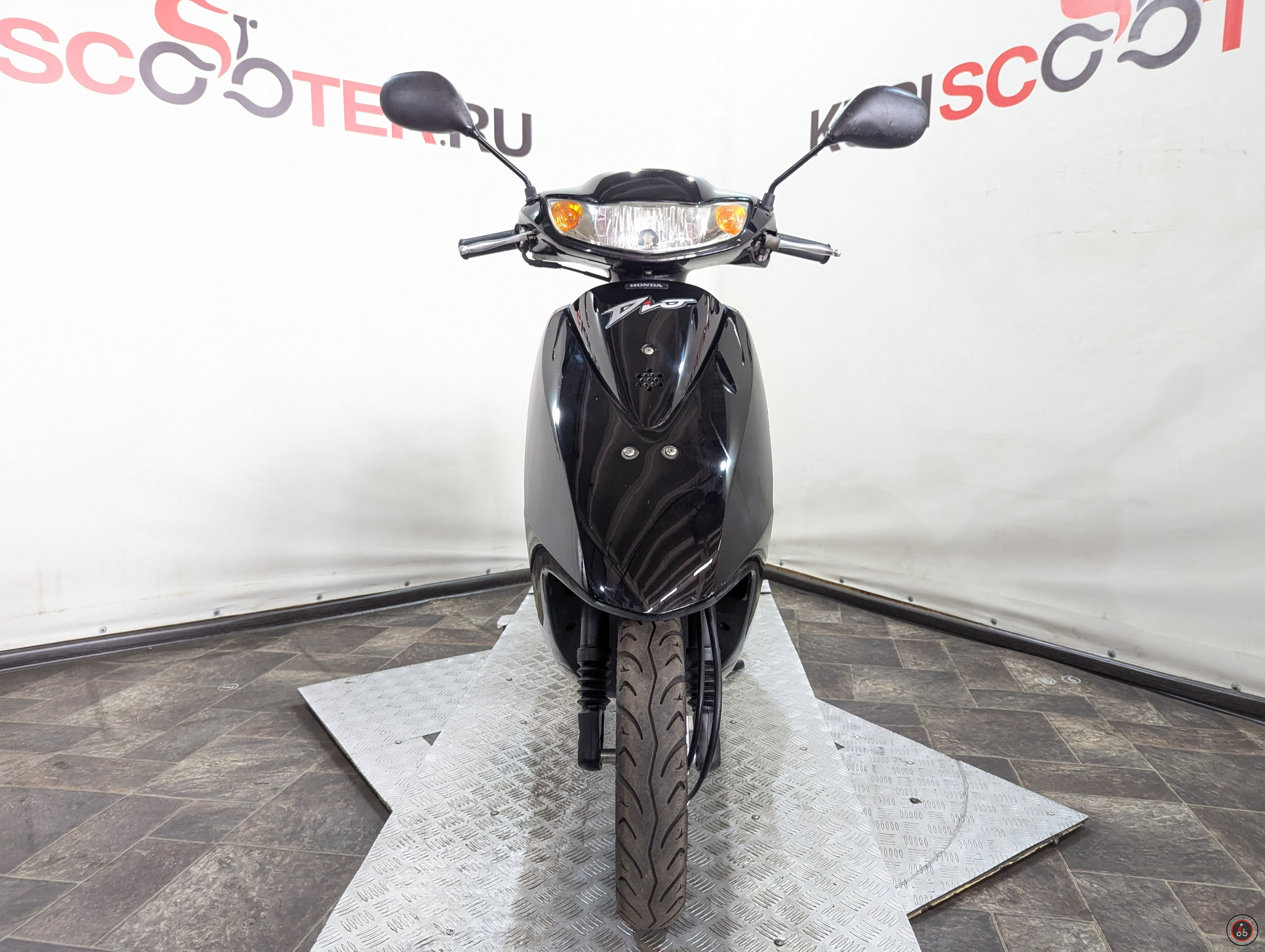 Скутер Honda Dio AF62 2005г. - Емкость топливного бака: 4,6 л