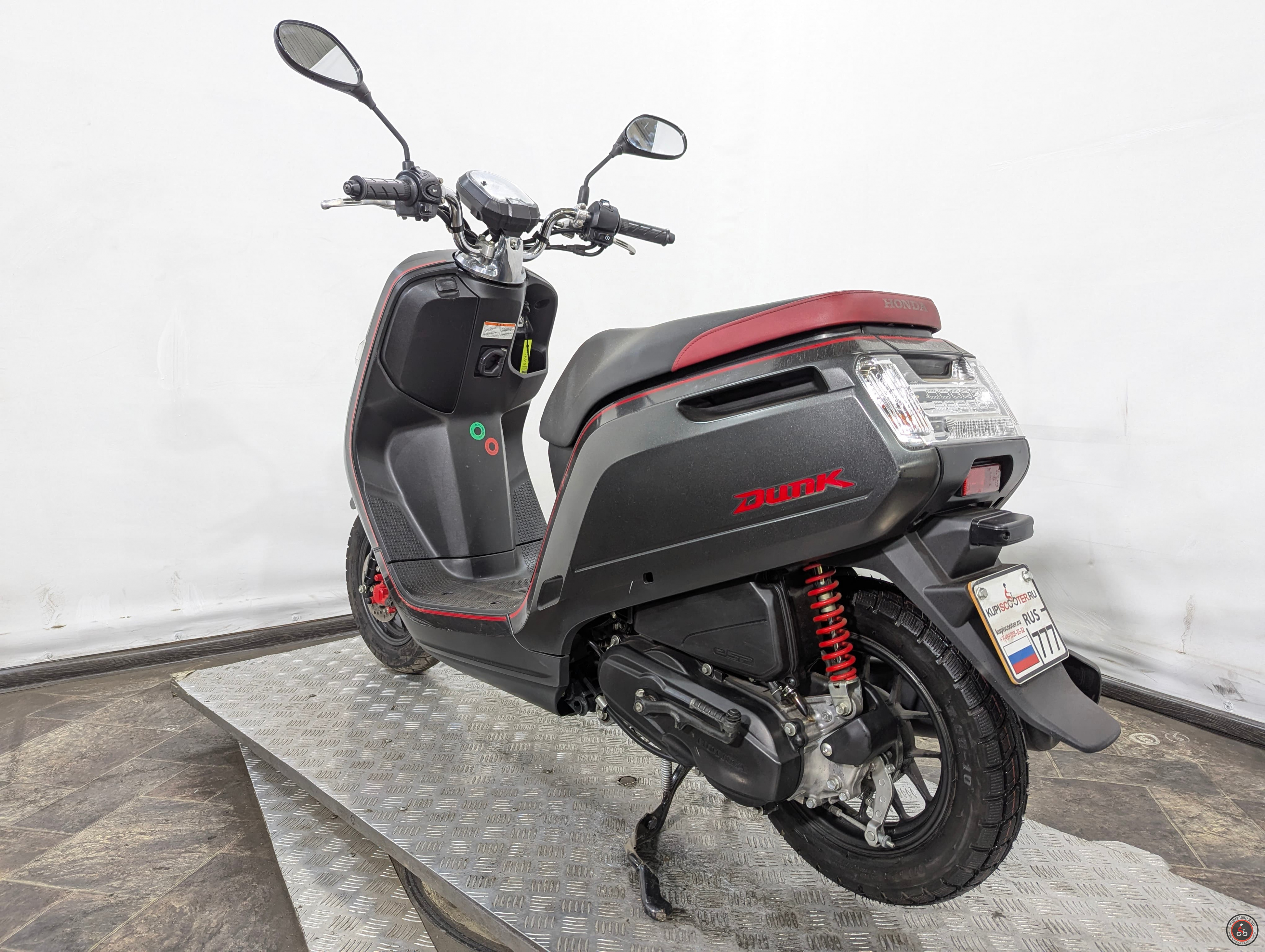 Скутер Honda Dunk PGM-FI AF78 2018г. - Пробег: 14284 км