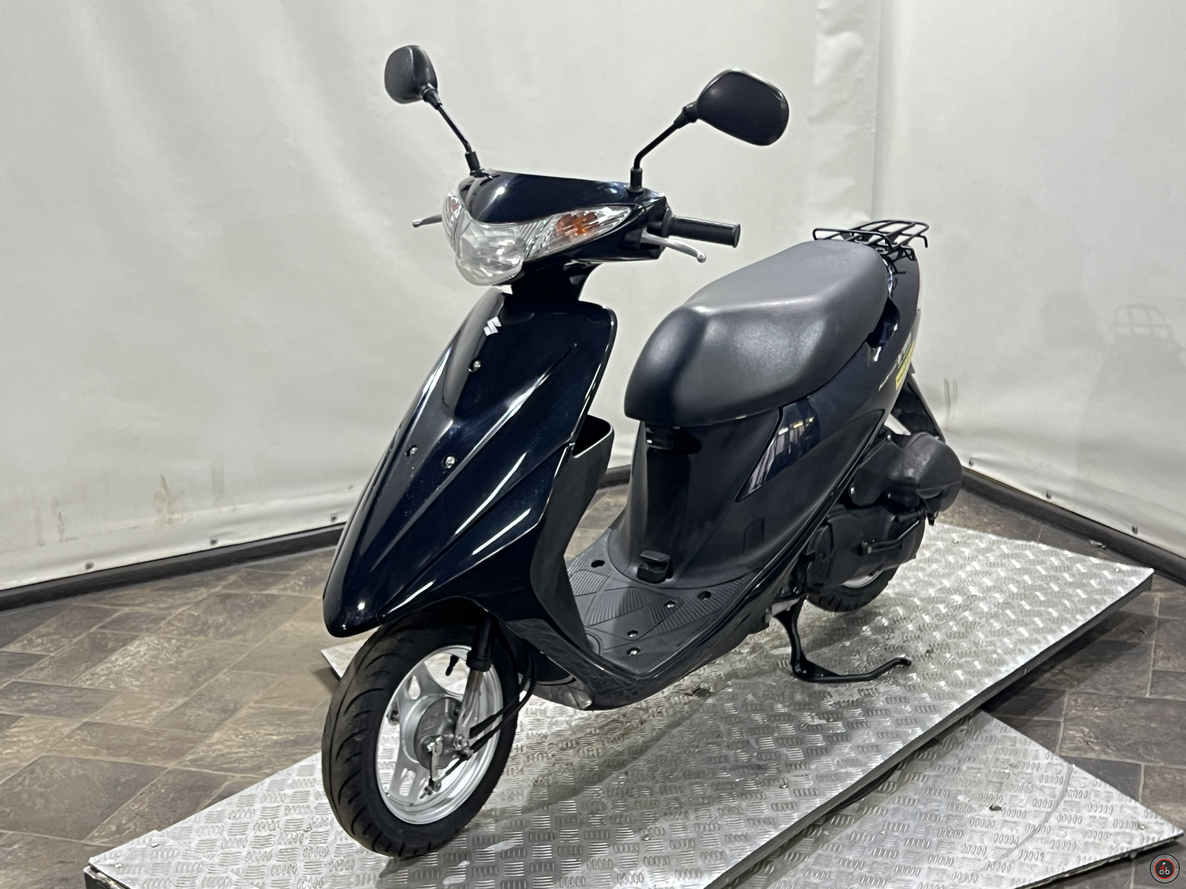 Скутер Suzuki Address V50 FI CA44A (2010г.в.)