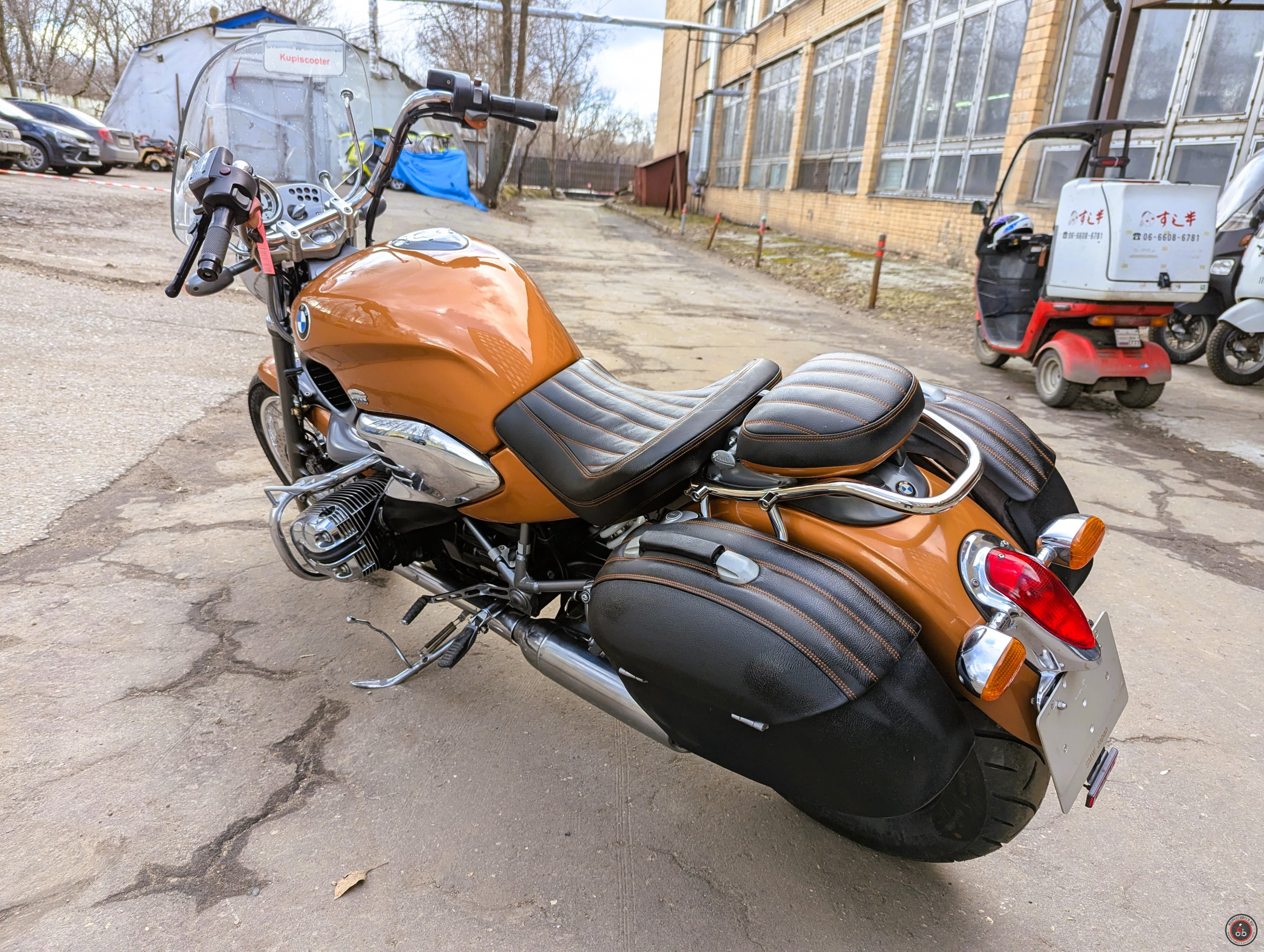 Мотоцикл BMW R1200C WB 2000 г.в. - Объем двигателя: 1169.6 см³