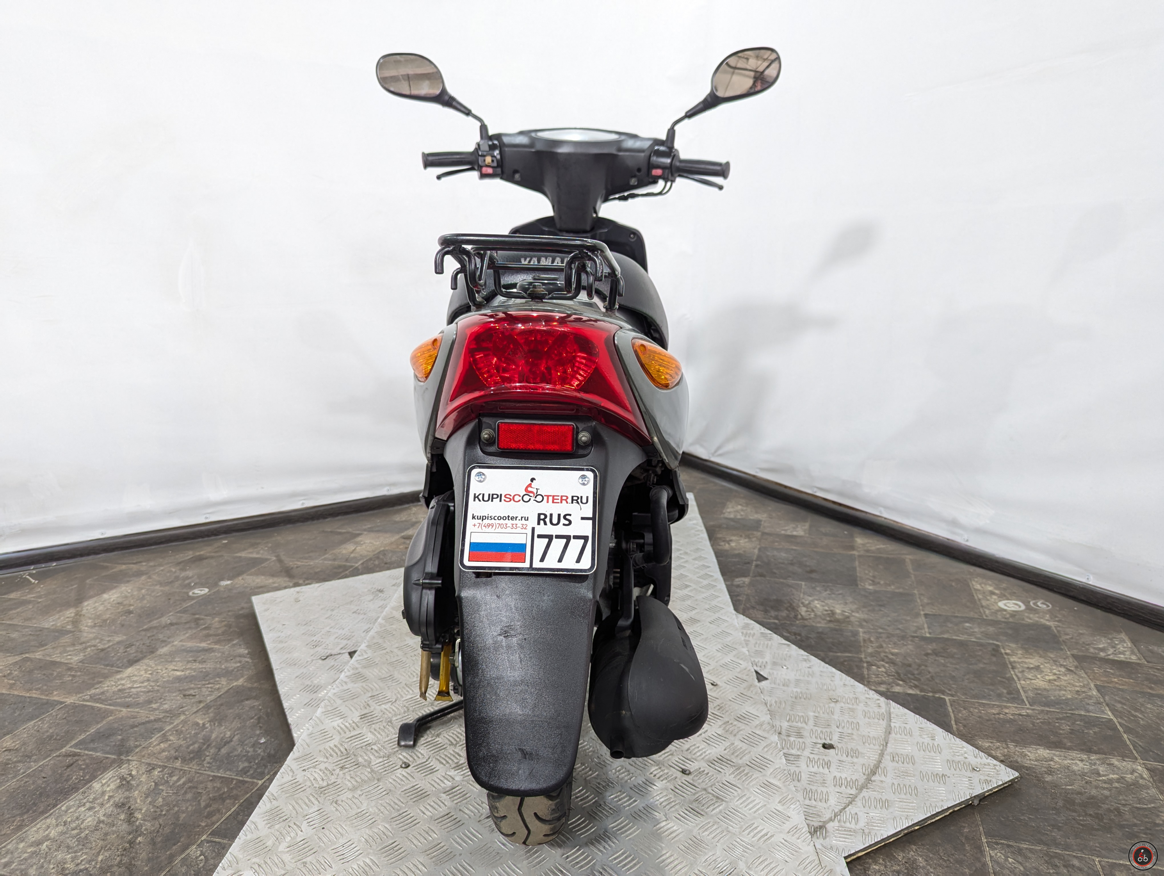 Скутер Yamaha Jog FI SA39J 2009г. - Объем двигателя: 49.9 см3