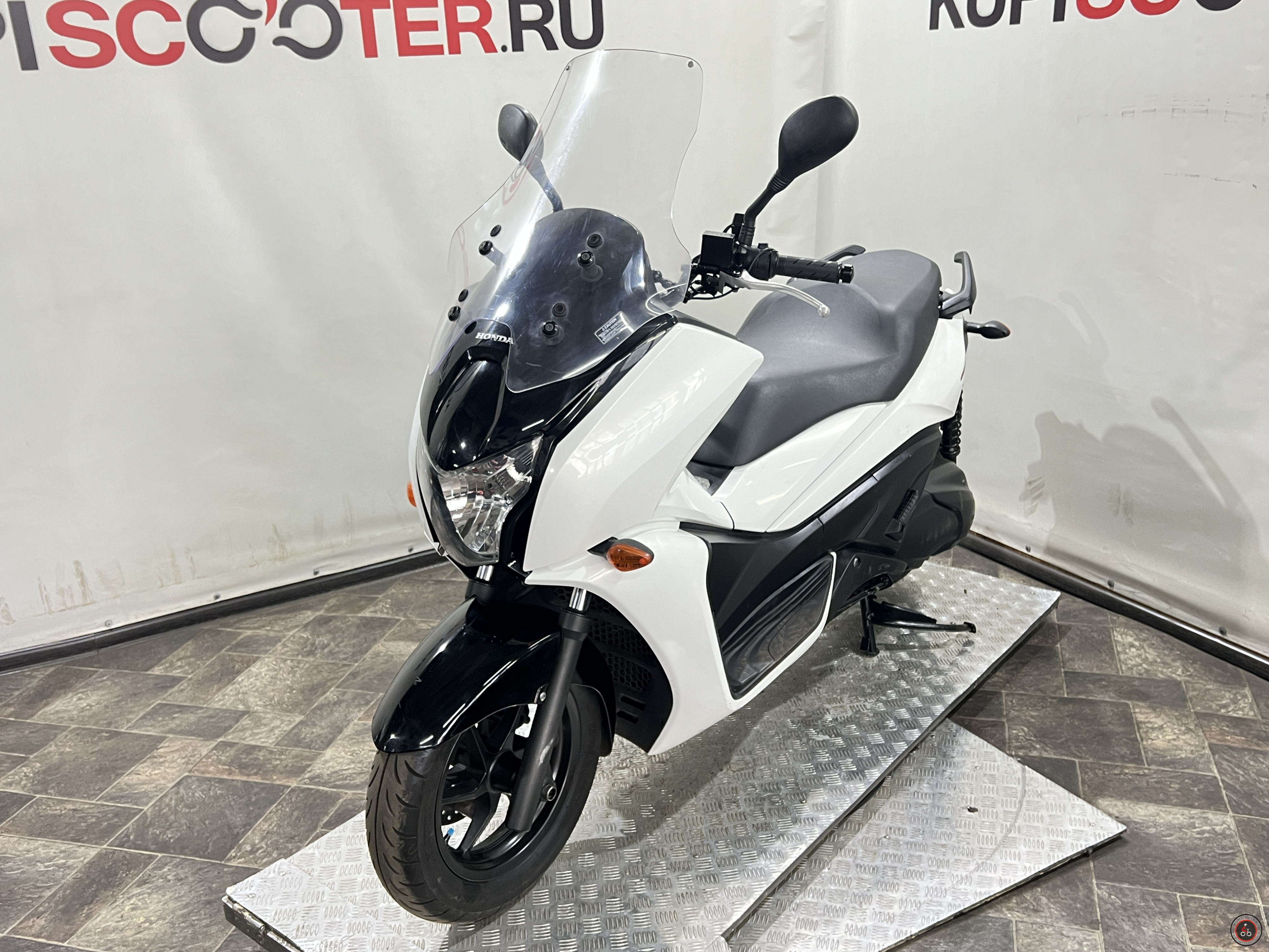 Скутер Honda Faze MF11 2011г.в
