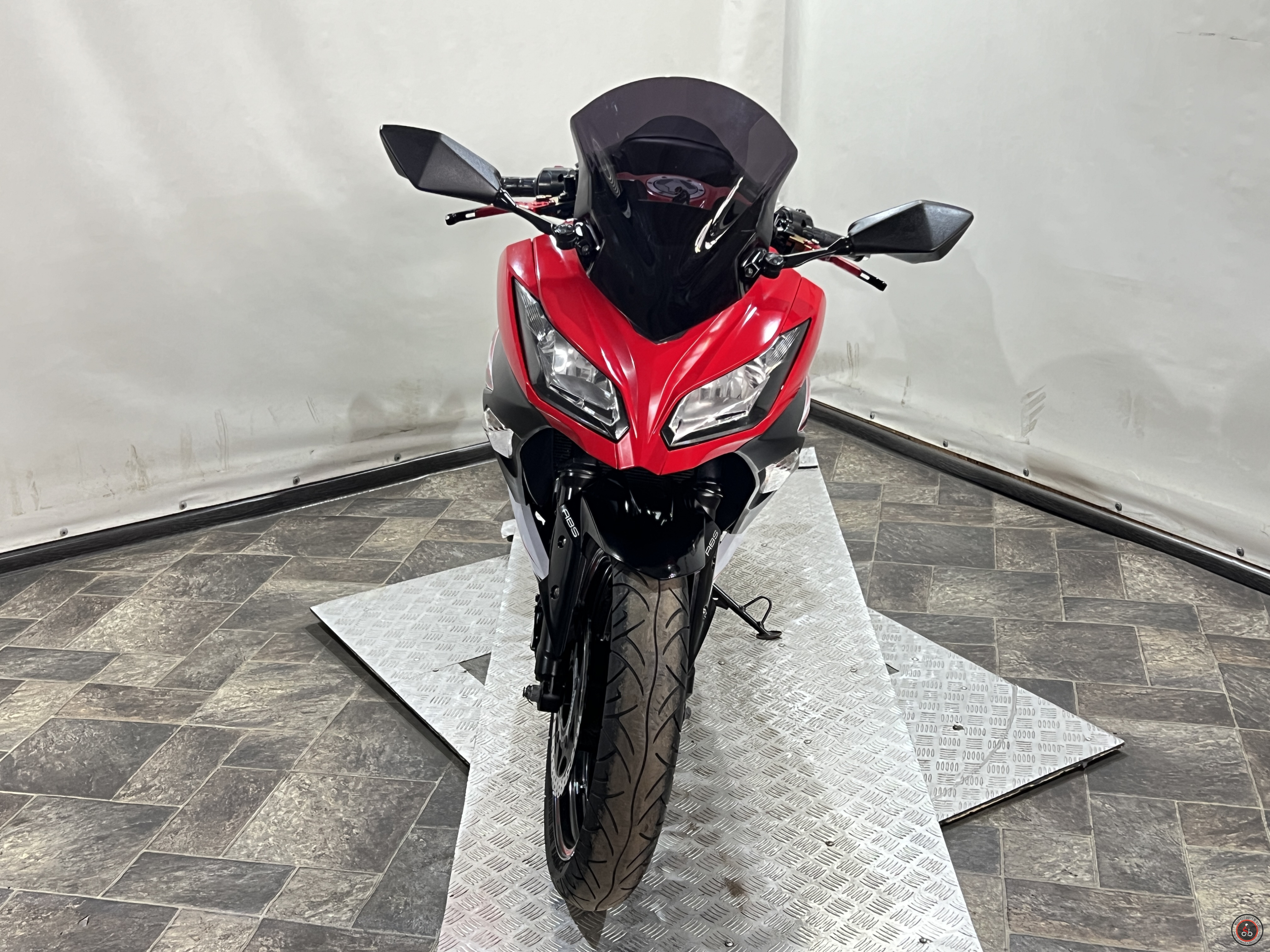 Мотоцикл Kawasaki Ninja 250 ABS  2013г.в - Пробег: 9501 км