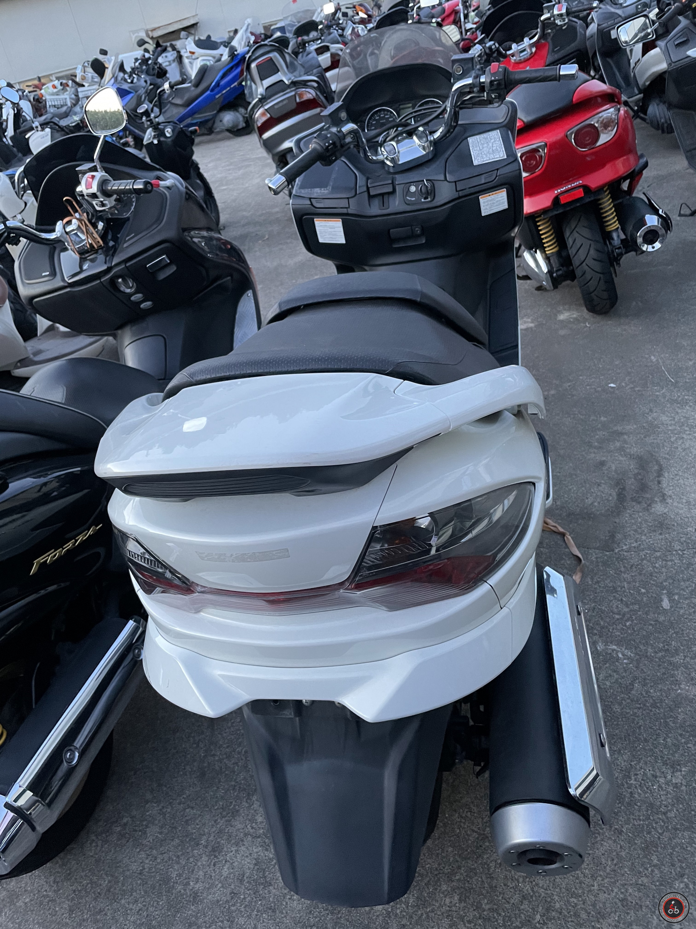 Скутер Suzuki Skywave 250 CJ46A - Объем двигателя: 249