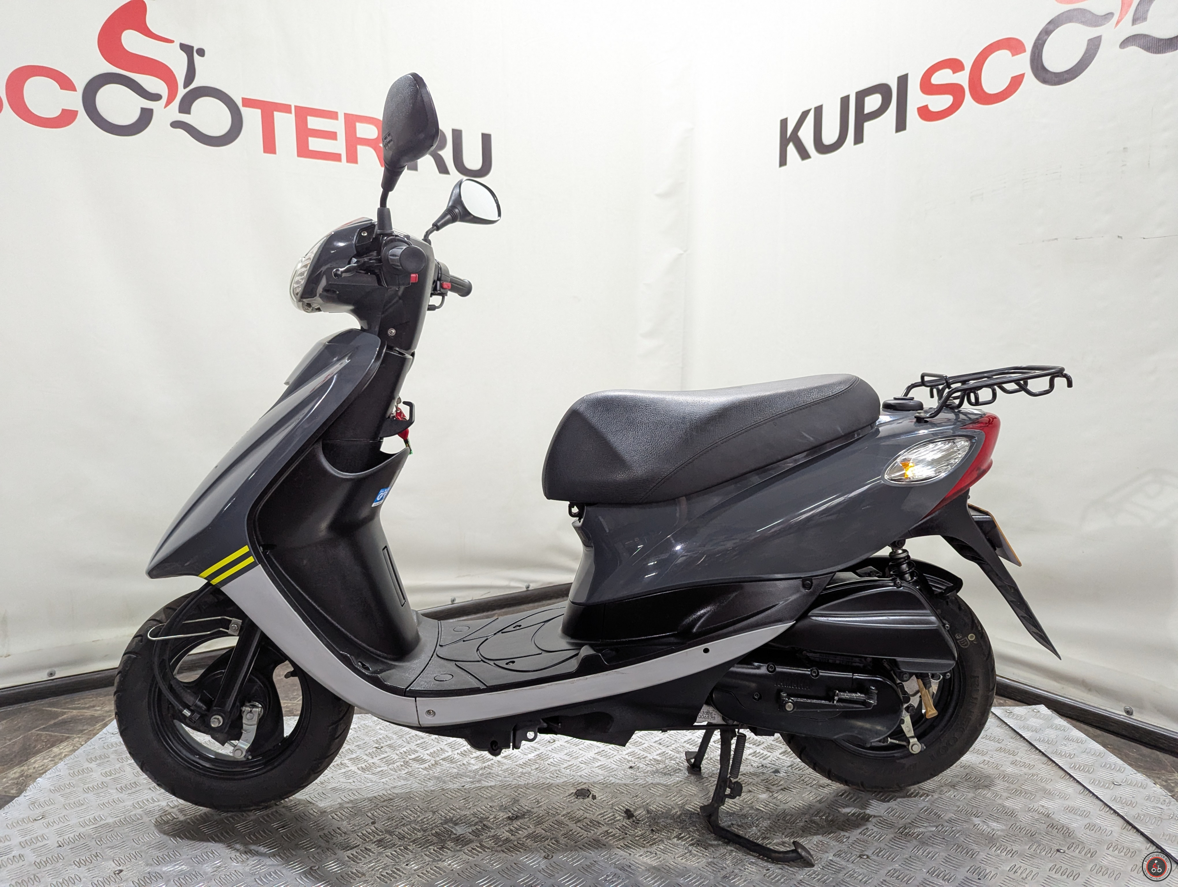 Скутер Yamaha Jog FI SA57J Серый 2017г. - Пробег: 15452 км