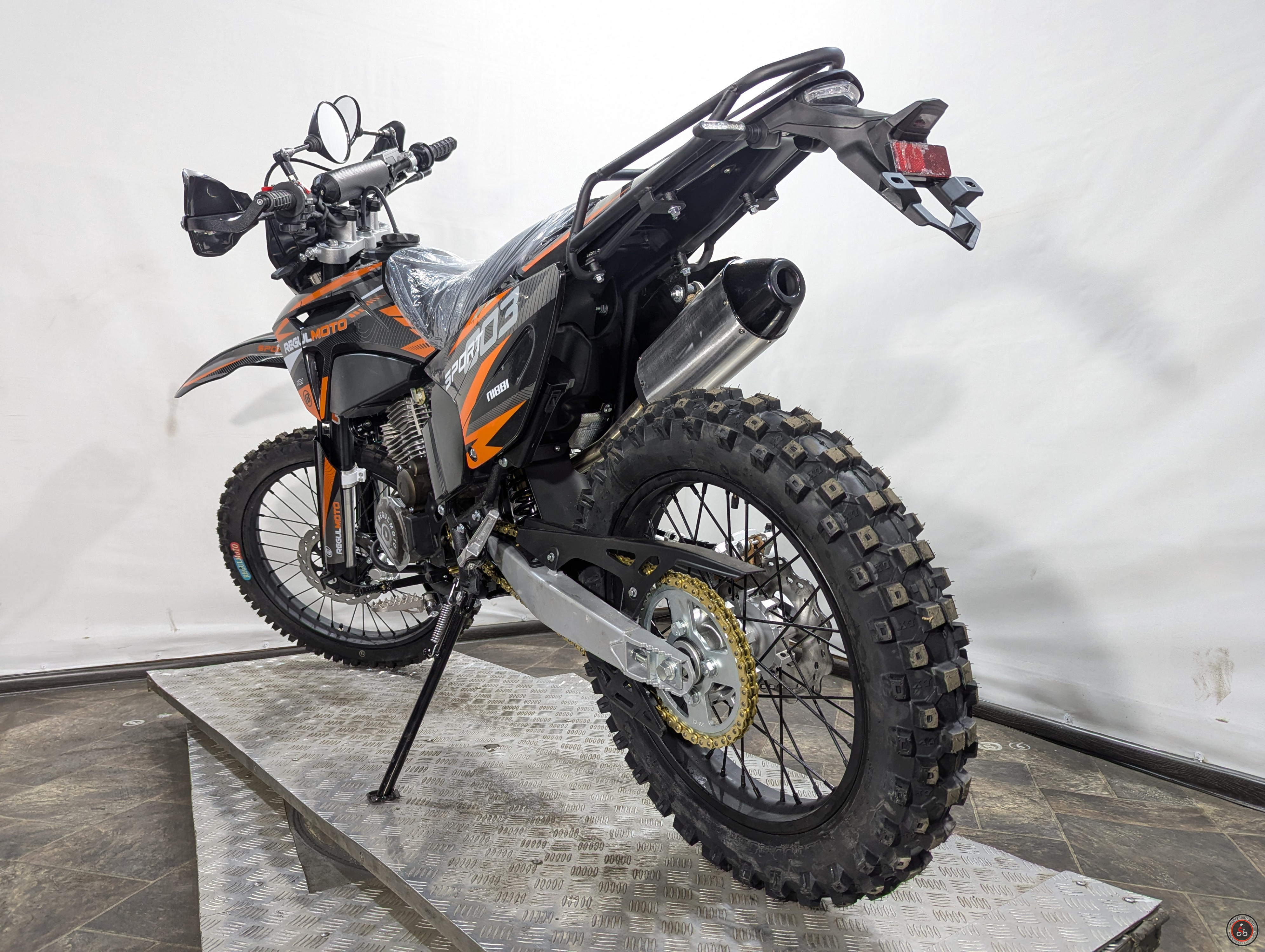 Мотоцикл Regulmoto Sport-003 300 Оранжевый - Количество цилиндров: 1