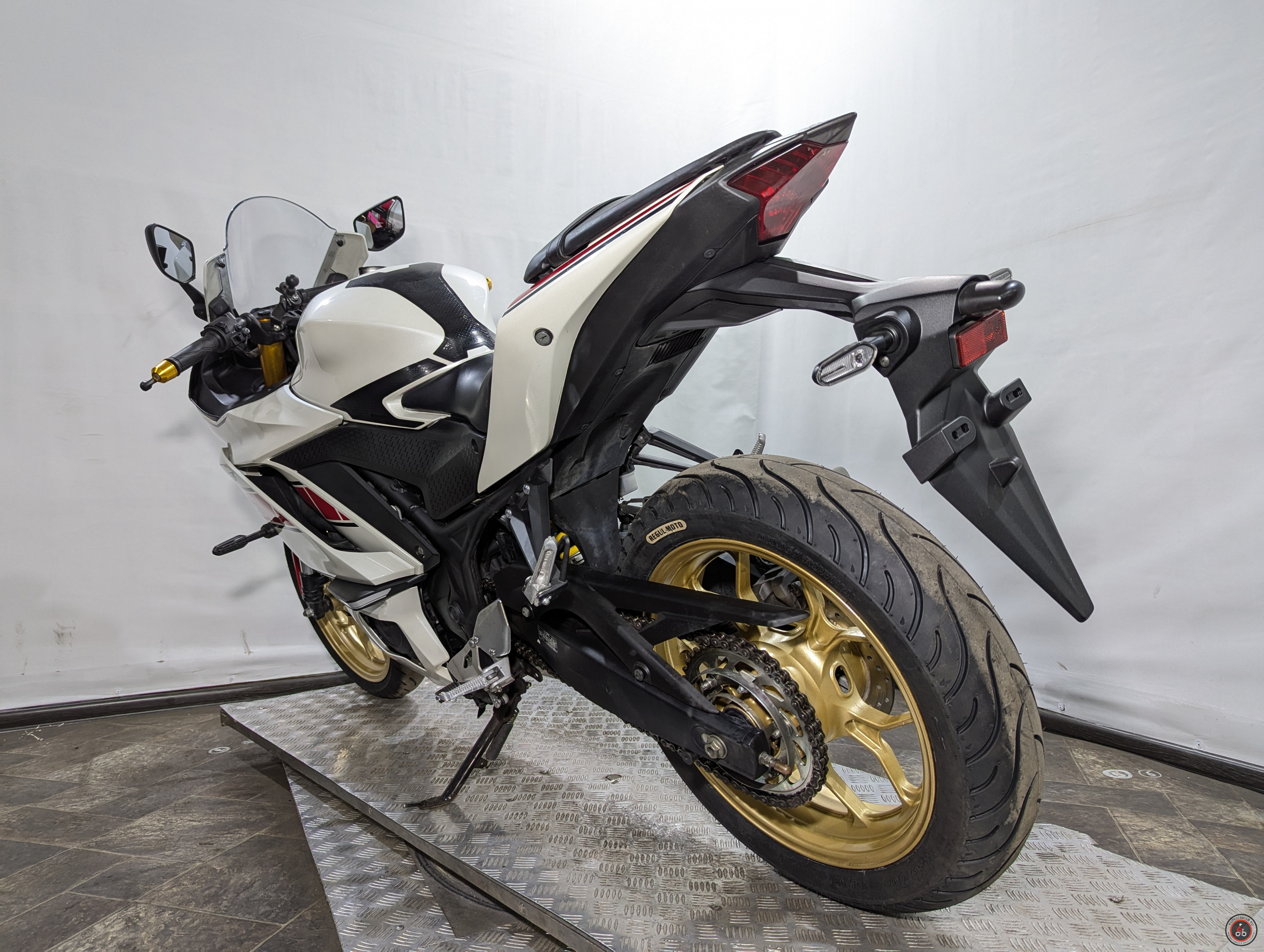 Мотоцикл Yamaha YZF-R3 RH21J 2021г. - Пробег: 25820 км