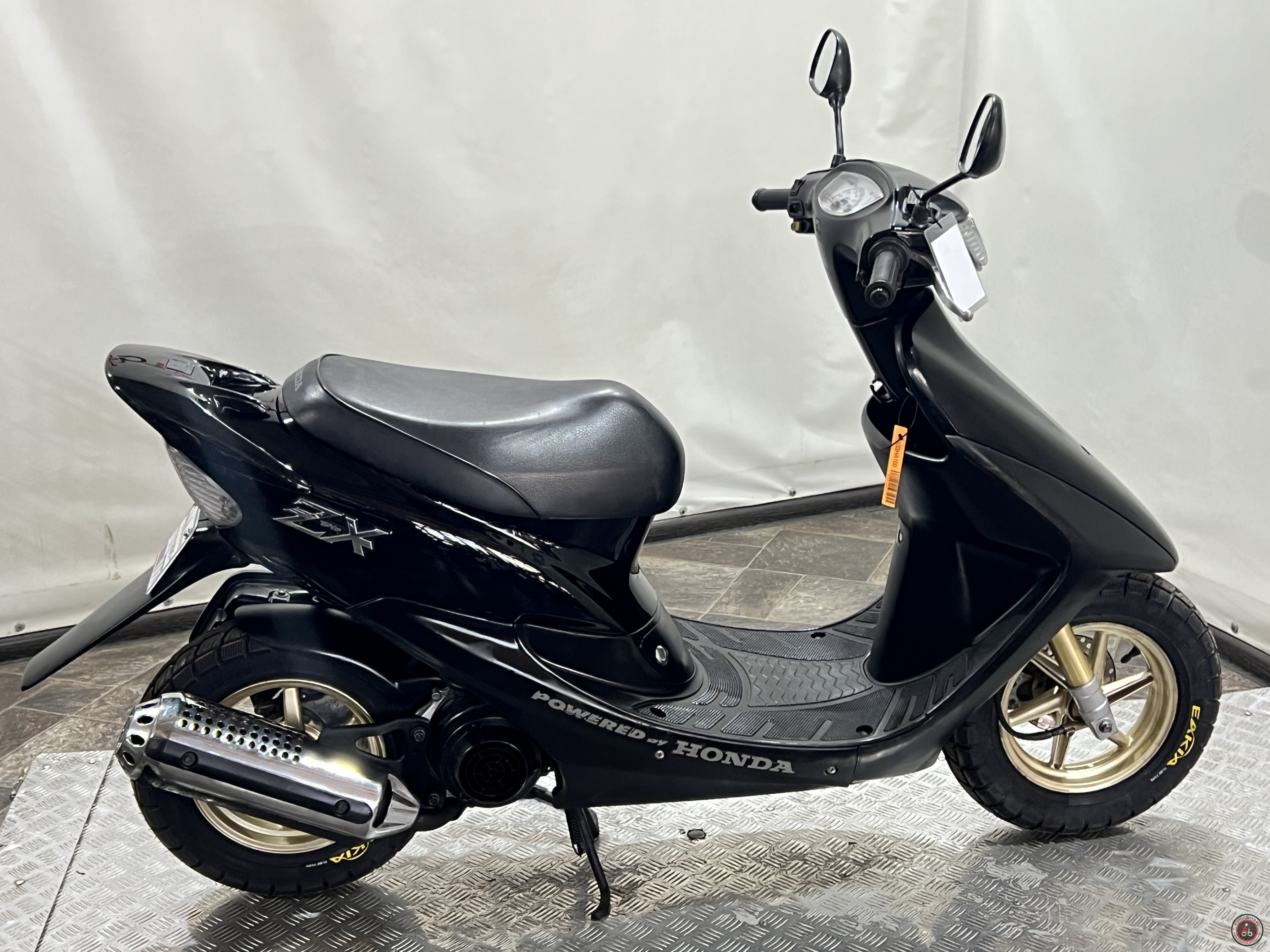 Скутер Honda Dio ZX AF35 (2000г.в.) - Пробег: 8867 км