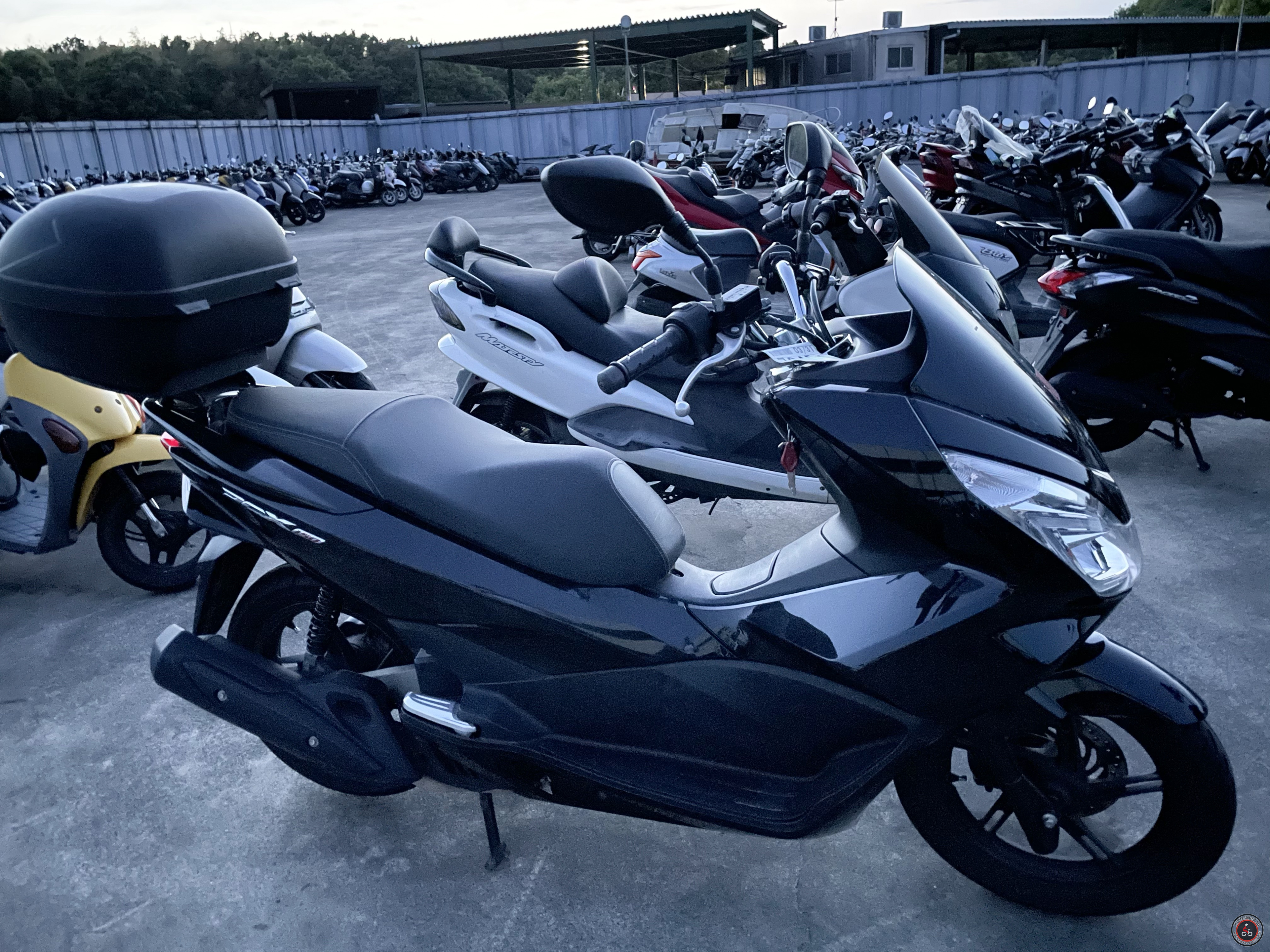 Скутер Honda PCX 150 KF18 - Количество цилиндров: 1
