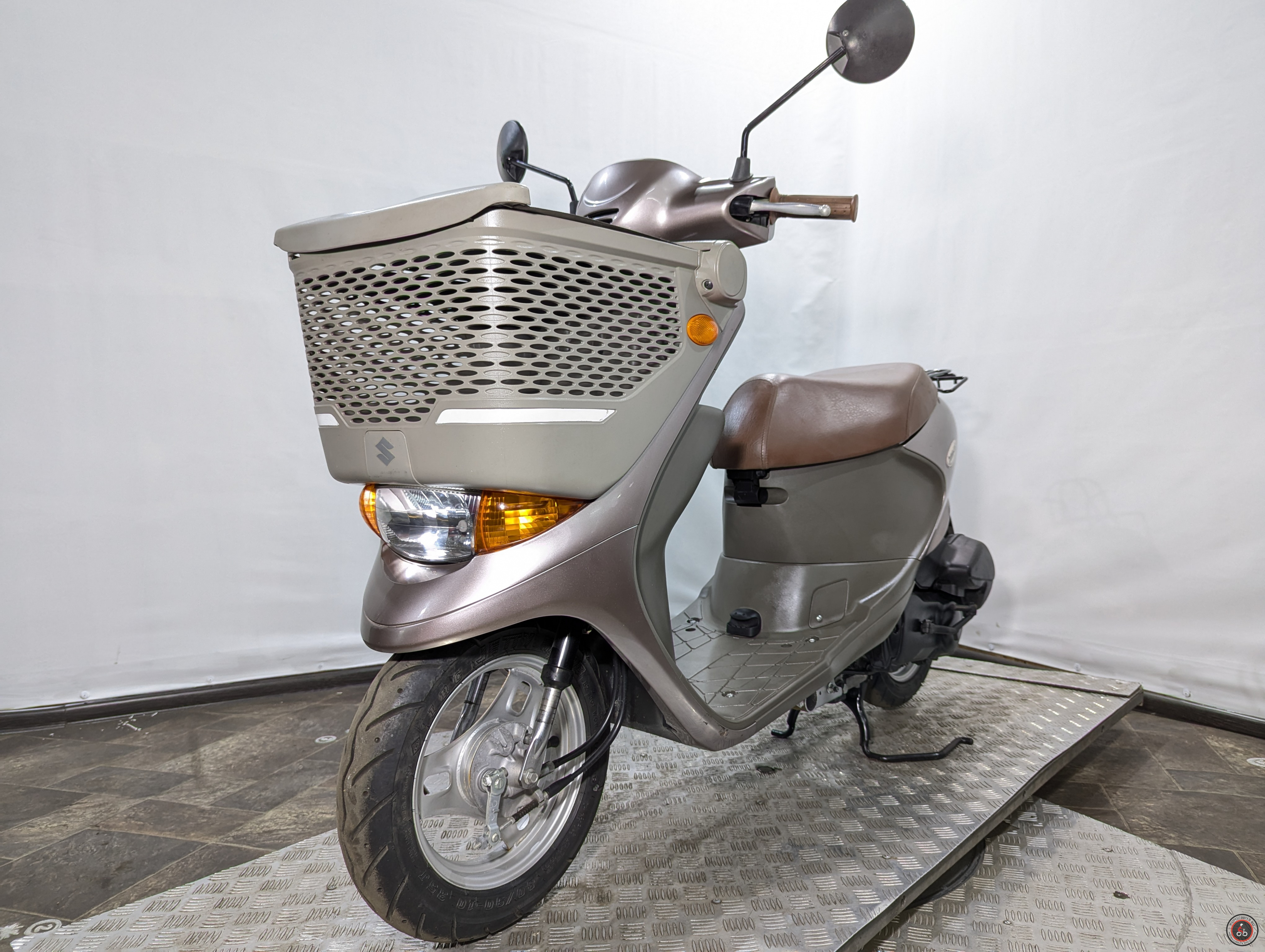 Купить Скутер Suzuki Let's IV Basket FI CA43A 2008г. в Москве - цены