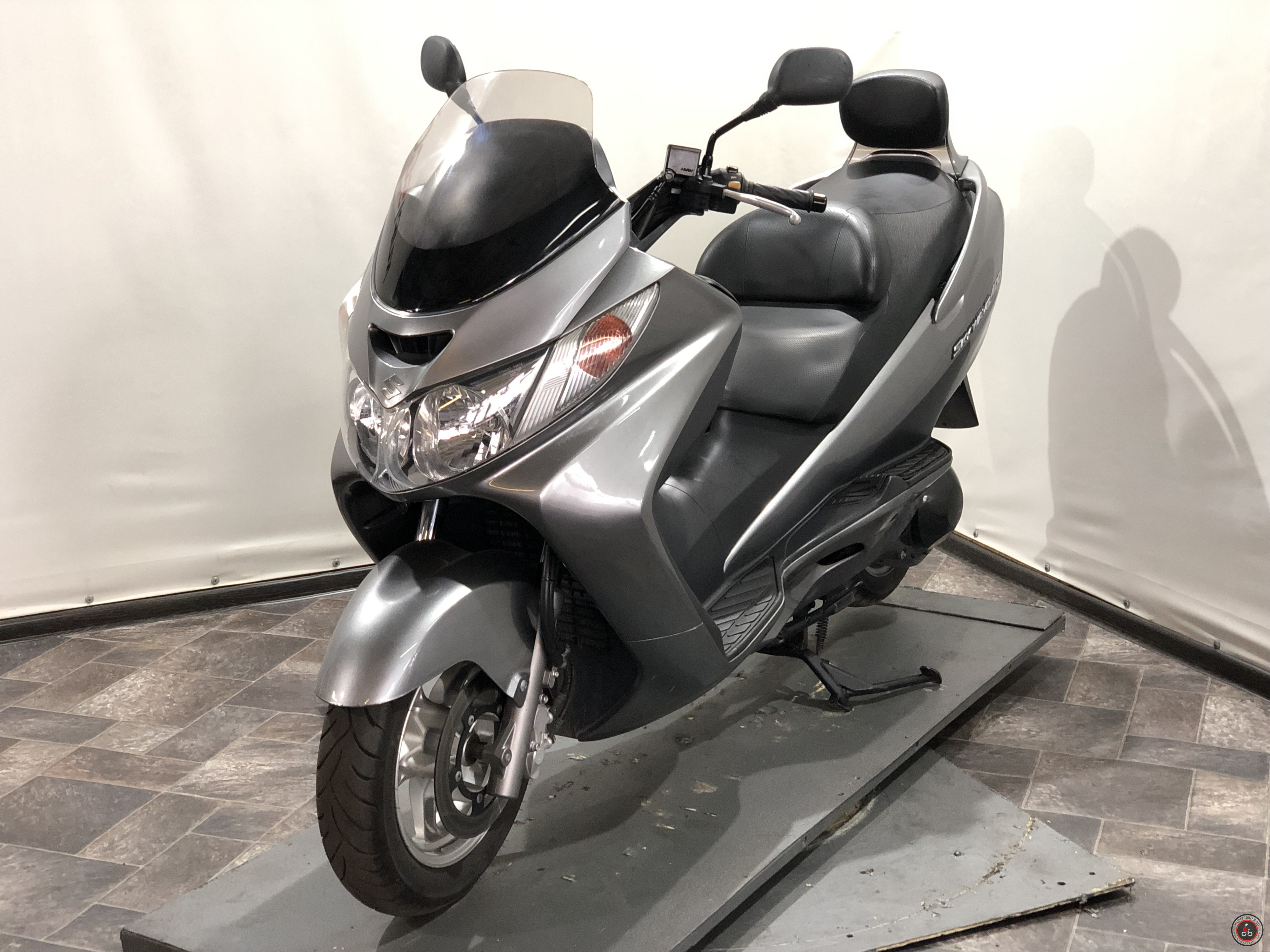 Скутер Suzuki Skywave 400 CK43A