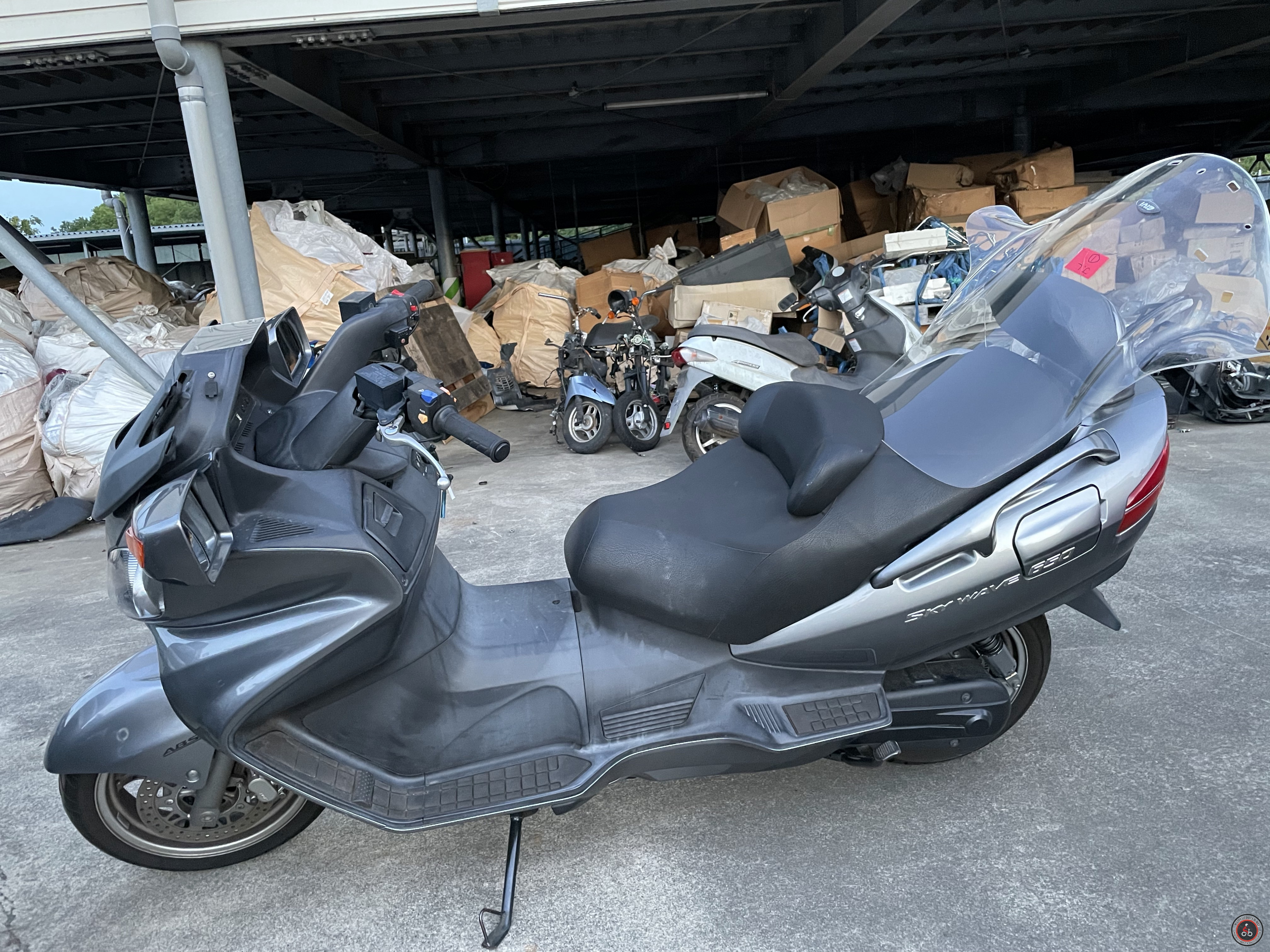 Скутер Suzuki Skywave 650 CP51A