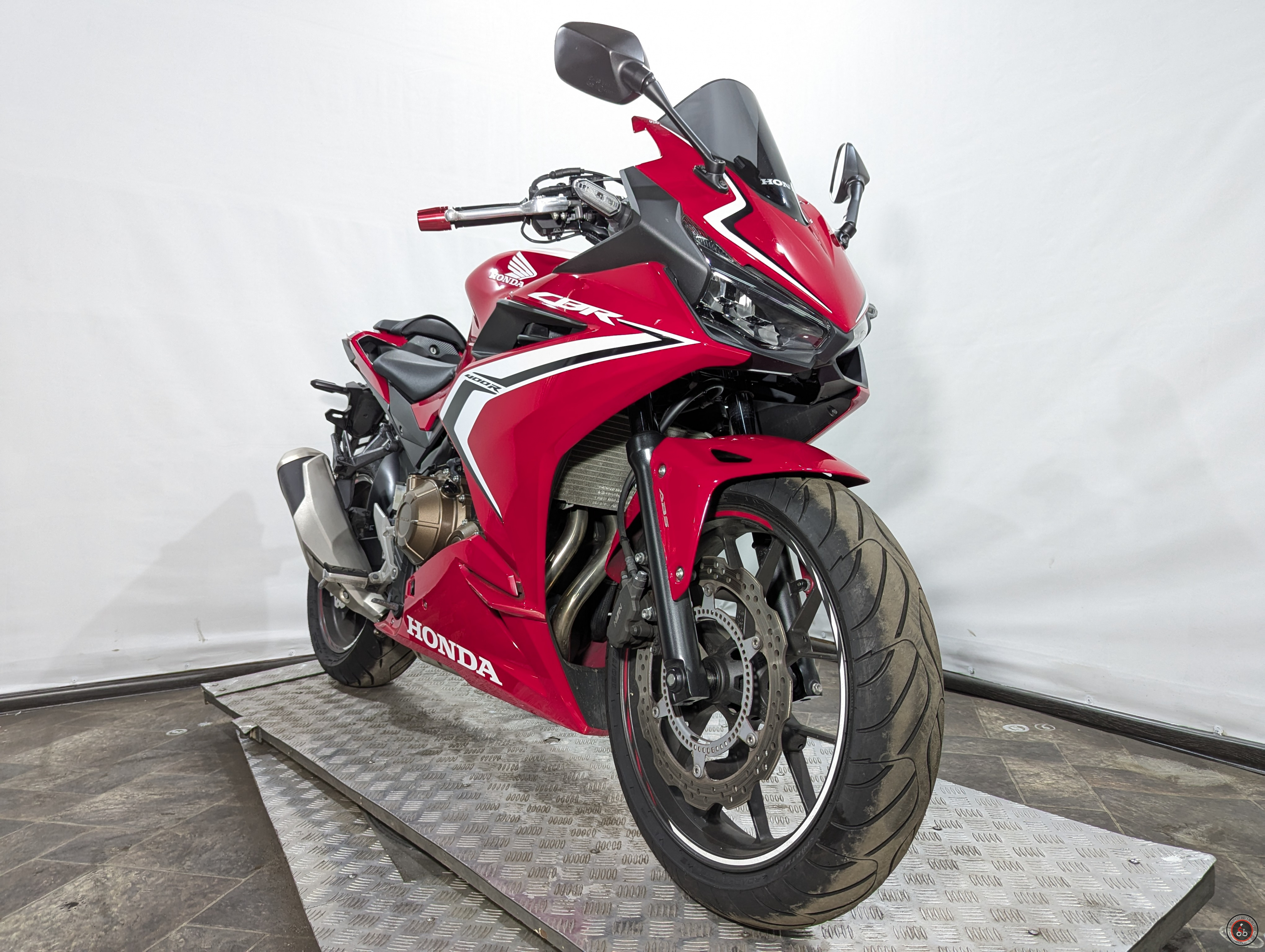 HONDA CBR400R-2 - Мощность: 46 л.с.