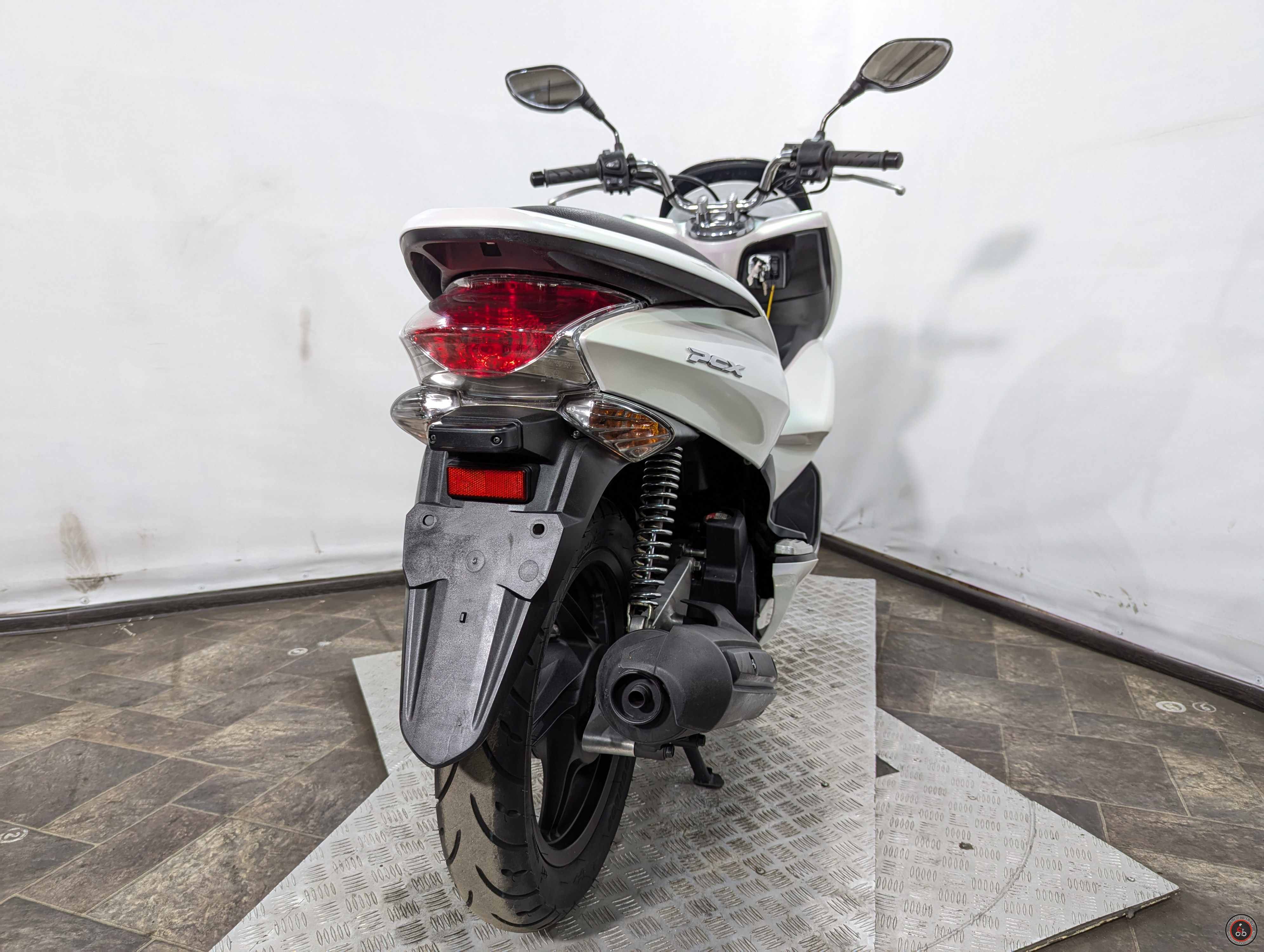 Скутер Honda PCX125 - Пробег: 10302 км