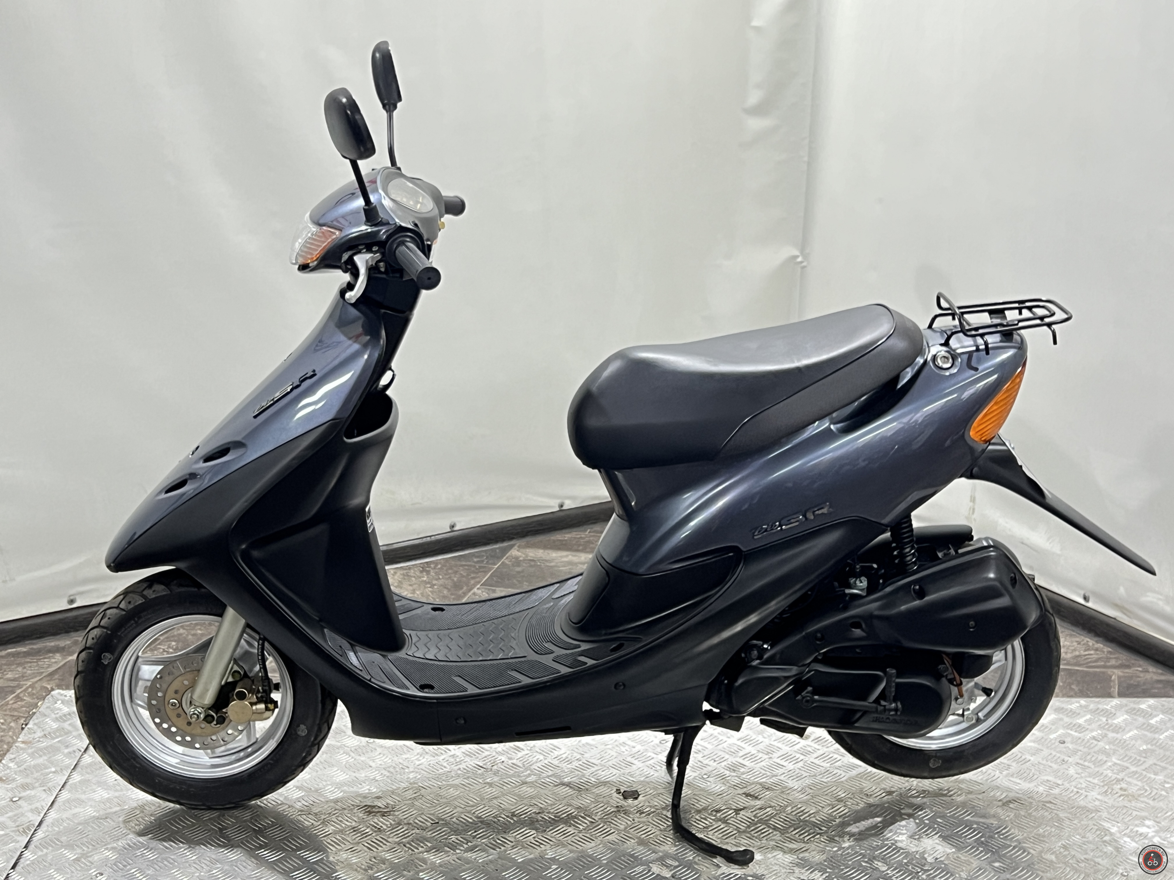 Скутер Honda Dio AF35 SR (1996г.в.) - Максимальная скорость: 60 км/ч