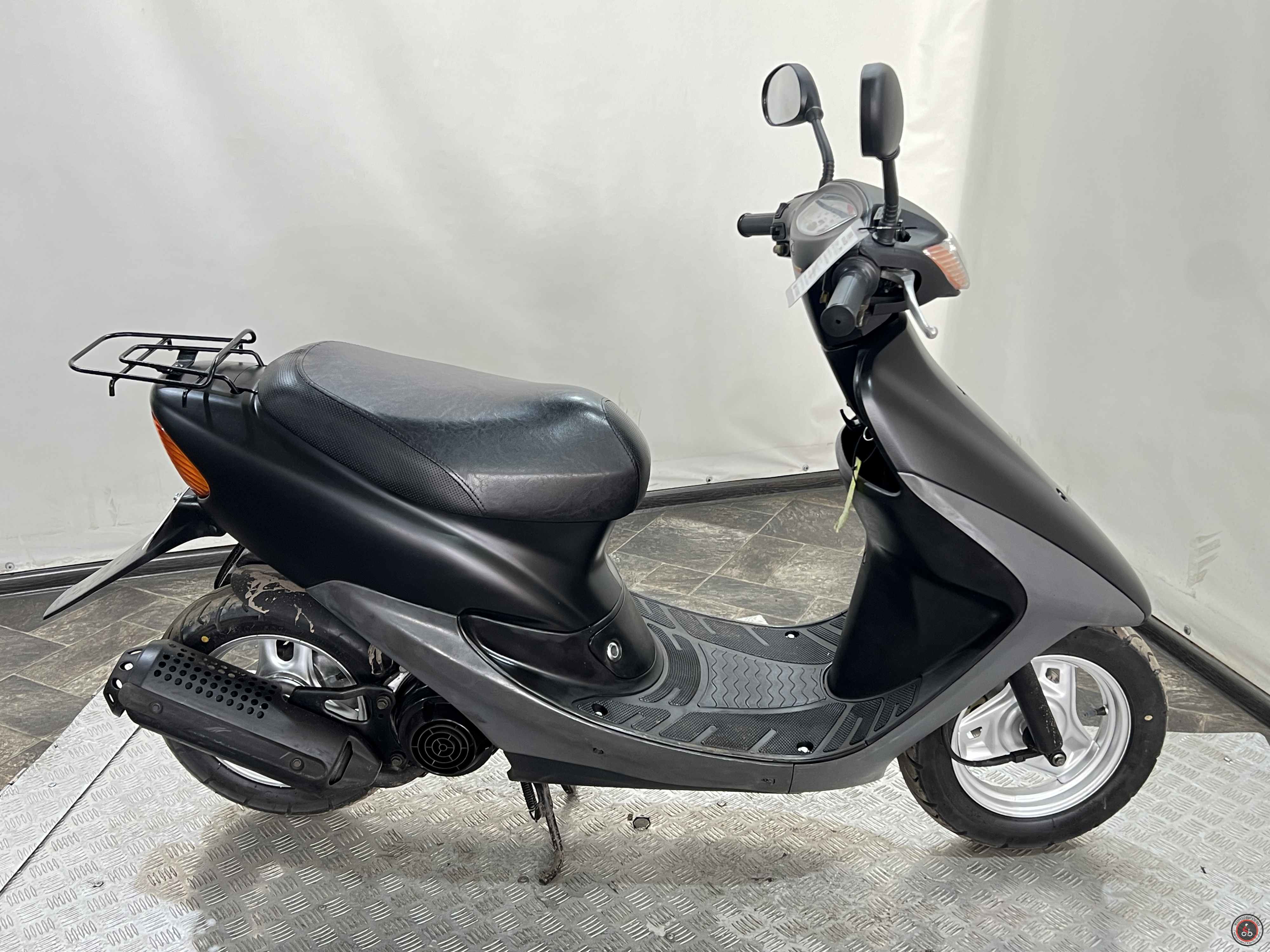 Скутер Honda Dio SR AF35 (2001г.в.) - Максимальная скорость: 60 км/ч