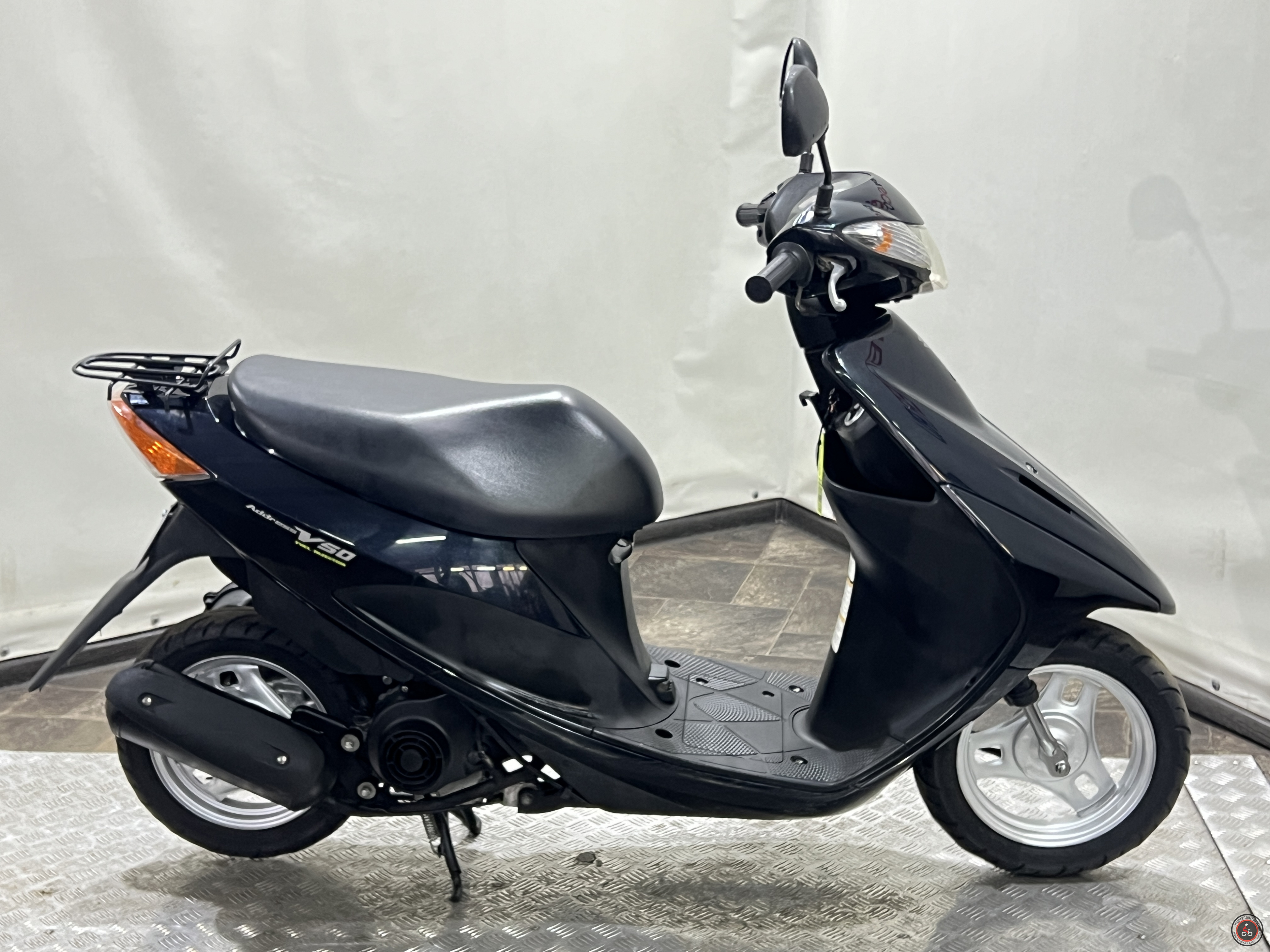 Скутер Suzuki Address V50 FI CA44A (2010г.в.) - Максимальная скорость: 60 км/ч